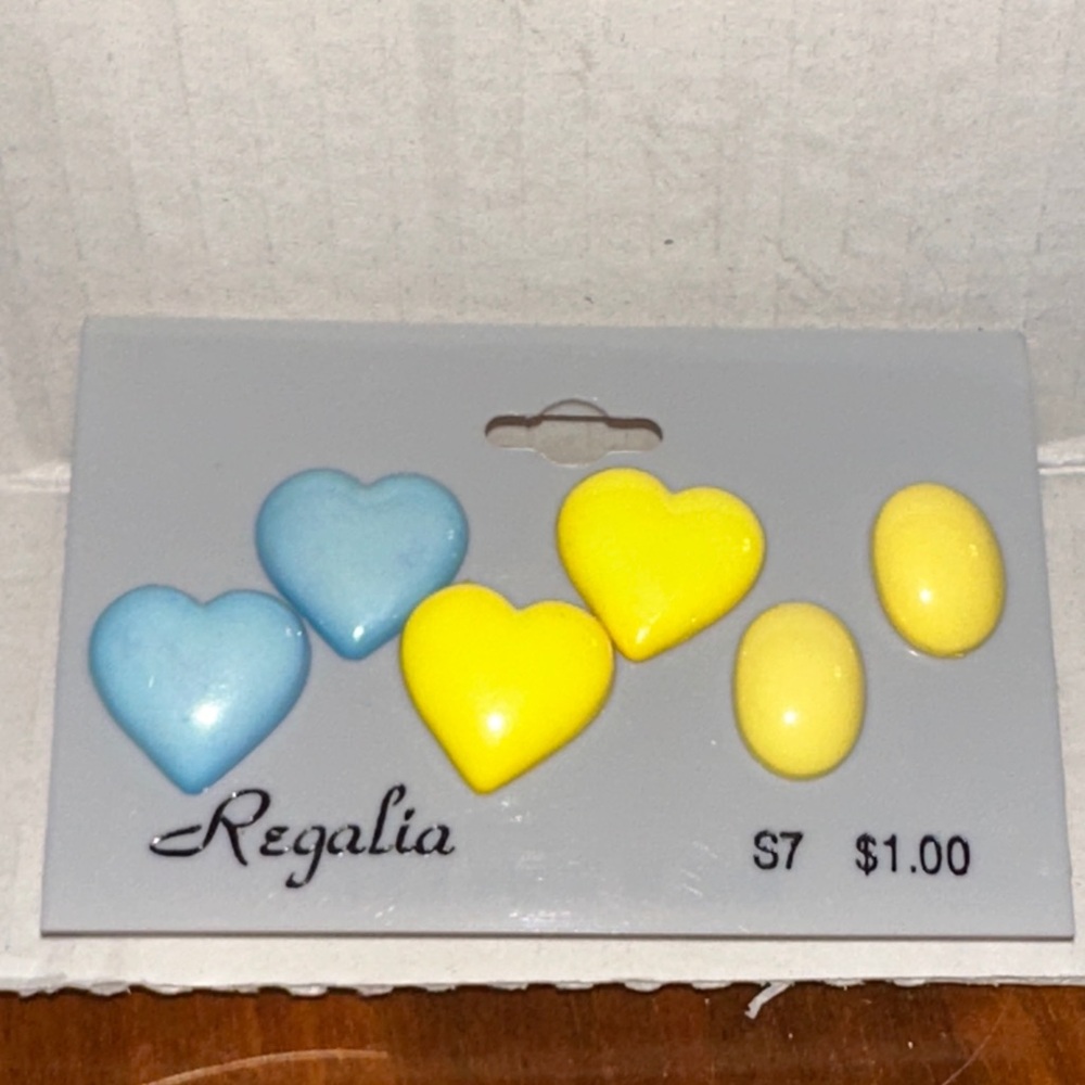 Vintage 70s/80s New on Card‎ Set of 3 Post Earrings- 2 Heart shaped & one oval